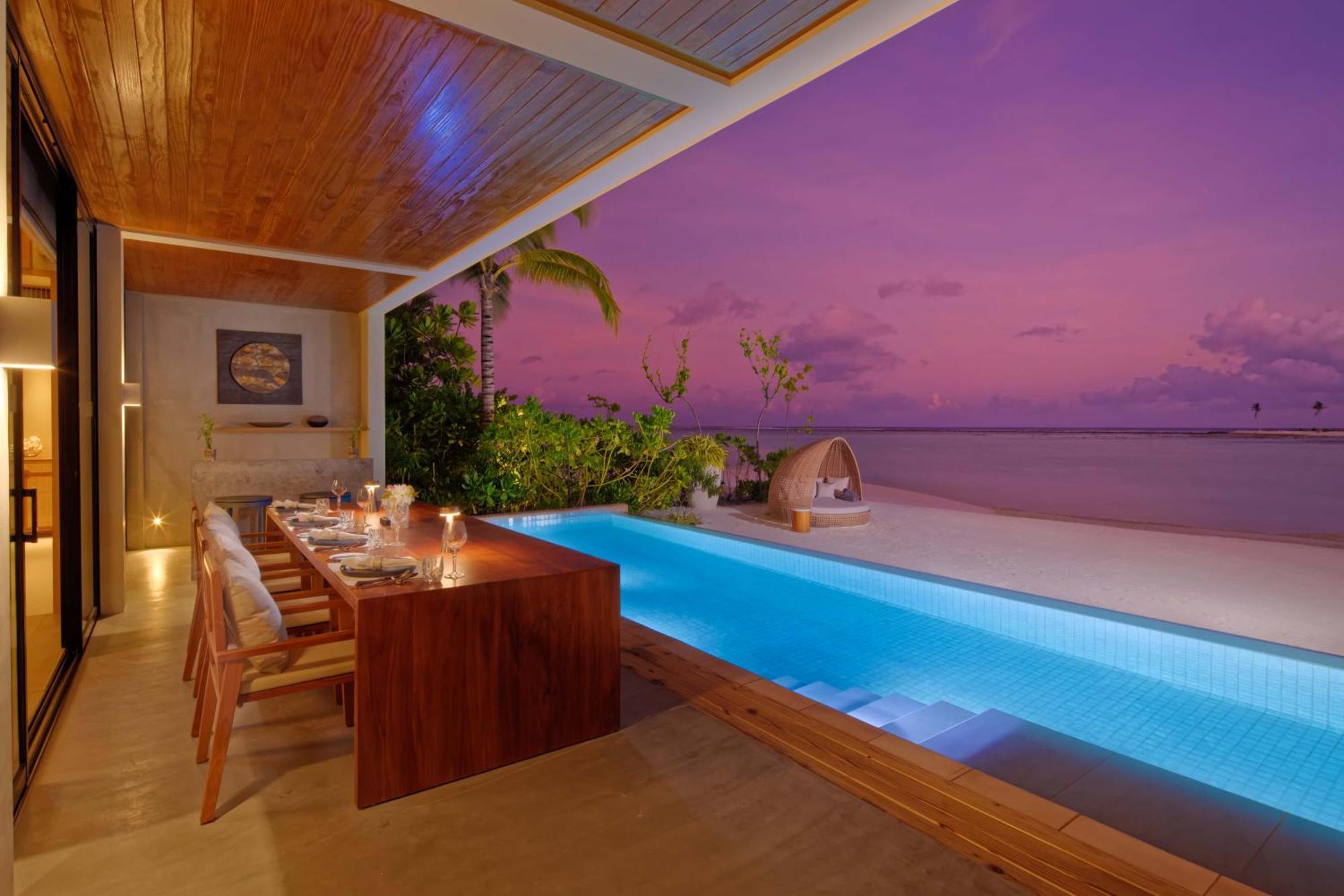 Kuda Villingili Maldives Hotel Thulusdhoo Exterior photo